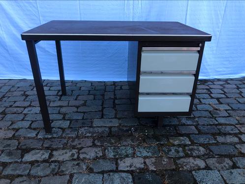 vintage industrial metal desk COEN DE VRIES, Antiek en Kunst, Curiosa en Brocante, Ophalen