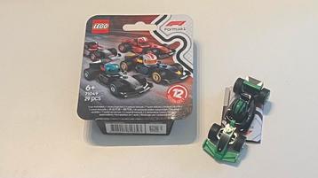 F1 raceauto's - Haas & Kick Sauber & Williams & F1 Academy beschikbaar voor biedingen