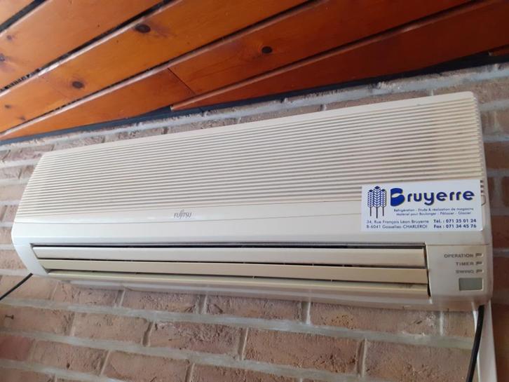 CLIMATISEUR FUJITSU COMPLET 4.1 KW +télécommande, Electroménager, Climatiseurs, Comme neuf, Climatisation murale, 100 m³ ou plus grand