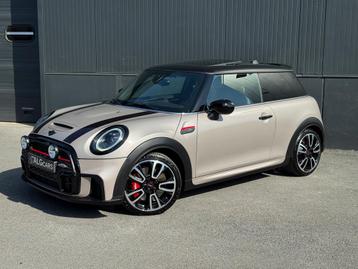 MINI John Cooper Works 231pk / Pano / JCW Seats /RooftopGrey beschikbaar voor biedingen