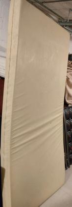 Matelas en mousse 90*186, très bonne état, Huis en Inrichting, Slaapkamer | Matrassen en Bedbodems, Ophalen, Zo goed als nieuw