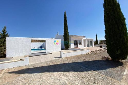 Andalousie, Almeria - villa de 3 chambres - piscine de 2 sal, Immo, Étranger, Espagne, Maison d'habitation, Campagne