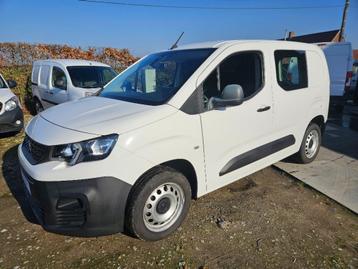 Peugeot Partner NIEUW MODEL MET RUITJES 100PK beschikbaar voor biedingen