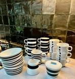 Servies set IKEA + Salt & Pepper (zwart wit), Huis en Inrichting, Keuken | Servies, Ophalen