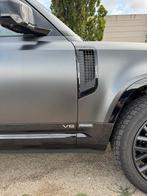 Land Rover Defender 110 V8 Carp edi. Kahn rims en Miltek exh, Automaat, Zwart, 4999 cc, 2 zetels