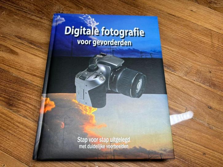 Boek Digitale fotografie voor gevorderden, Boeken, Kunst en Cultuur | Fotografie en Design, Zo goed als nieuw, Techniek, Verzenden