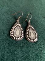 Bijoux divers, Enlèvement ou Envoi, Comme neuf