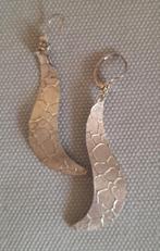 Vintage zilveren oorhangers., Handtassen en Accessoires, Antieke sieraden, Ophalen of Verzenden, Zilver, Oorbellen