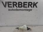 CENTRALE VERGRENDELING MOTOR ACHTERKLEP Ford Mondeo II, Gebruikt, Ford