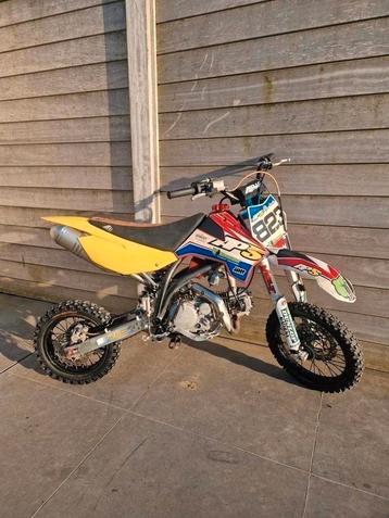 Apollo 150cc pitbike dirtbike crossmotor VOLT VERING beschikbaar voor biedingen