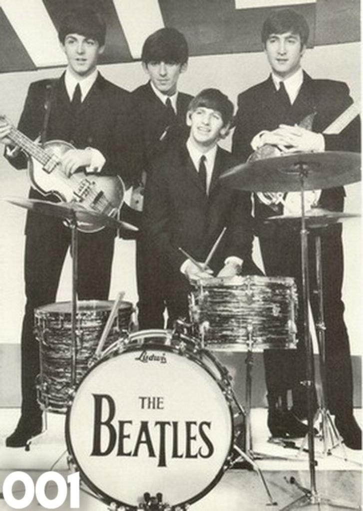 THE BEATLES ***  FOTO / POSTCARD (14,80 x 10,40 cm), Verzamelen, Postkaarten | Themakaarten, Ongelopen, 1960 tot 1980, Muziek