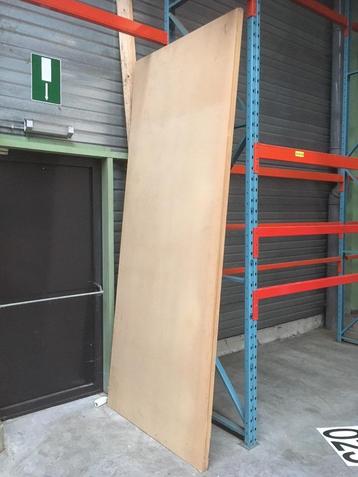 Houten MDF platen 122x305x18 of 30mm beschikbaar voor biedingen