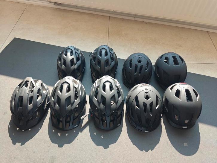 Abus helmen, hyban, urban, moventor, Mount K , nu €40/stuk, Vélos & Vélomoteurs, Accessoires vélo | Casques de vélo, Neuf, Enlèvement