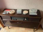Vintage radiokast met platenspeler merk Grundig, Antiquités & Art, Antiquités | TV & Hi-Fi, Enlèvement