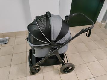 Buggy voor honden beschikbaar voor biedingen