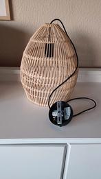 Lampadaire, Enlèvement ou Envoi