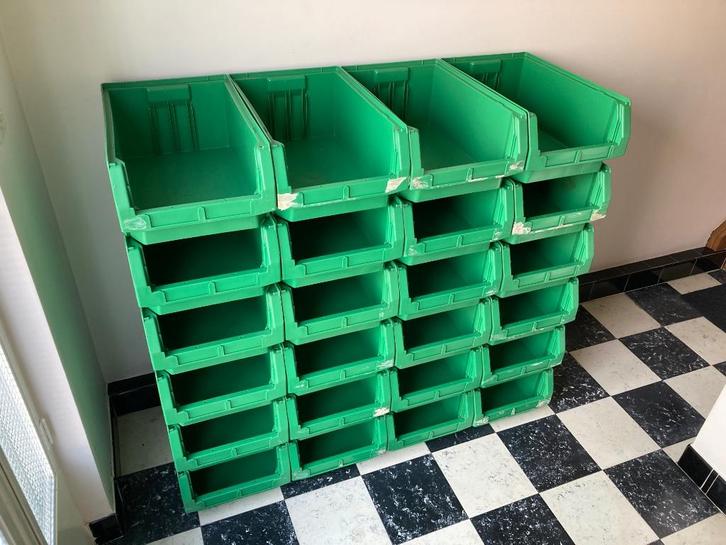 25 Grote SSI Schäfer magazijnbakken, Zakelijke goederen, Kantoor en Winkelinrichting | Magazijn, Stelling en Opslag, Ophalen