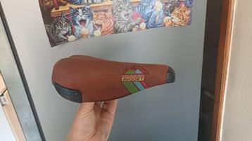Vintage Avocet zadel in uitstekende staat Made in USA beschikbaar voor biedingen