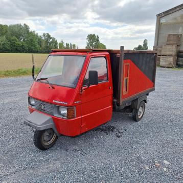 Vespa APE P703V foodtruck 125cc met papieren beschikbaar voor biedingen