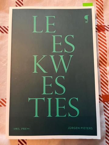 Boeken taal- en letterkunde UGENT  beschikbaar voor biedingen