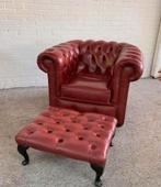 Chesterfield clubfauteuil + hocker in oxblood red, Huis en Inrichting, Fauteuils, Ophalen, Gebruikt, Leer, Chesterfield, oxblood, clubfauteuil