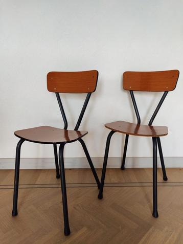 Quatre chaises vintage en bois 