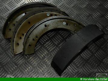 Remschoenen achter Land Rover Series 3 / Defender beschikbaar voor biedingen