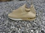 Sneakers beige goud kleur, Kleding | Dames, Nieuw, Ophalen of Verzenden