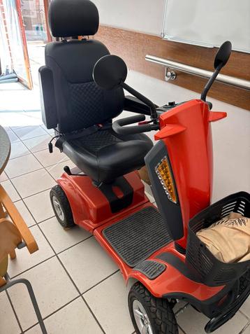 Scooter pour personnes âgées, quasiment neuve beschikbaar voor biedingen