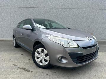 Renault Mégane Estate 1.6-16V-AIRCO-CRUISE-GEKEURD VR.VRKP! beschikbaar voor biedingen