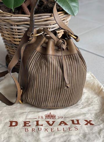 Sac Delvaux Toile de Cuir marron kaki vintage beschikbaar voor biedingen
