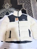 veste réversible The North Face tailleM couleur blanc etnoir, Vêtements | Hommes, Enlèvement, Comme neuf, Blanc