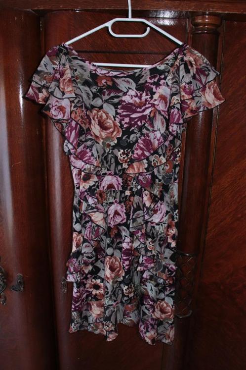 zomers kleedje met bloemen motief - H & M - maat XS, Kleding | Dames, Jurken, Gedragen, Maat 34 (XS) of kleiner, Overige kleuren
