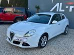 Alfa Romeo Giulietta 1.6 JTD *Turismo Sport*Cuire*Xénon*Gar, Auto's, Alfa Romeo, Euro 5, 105 pk, Gebruikt, Zwart