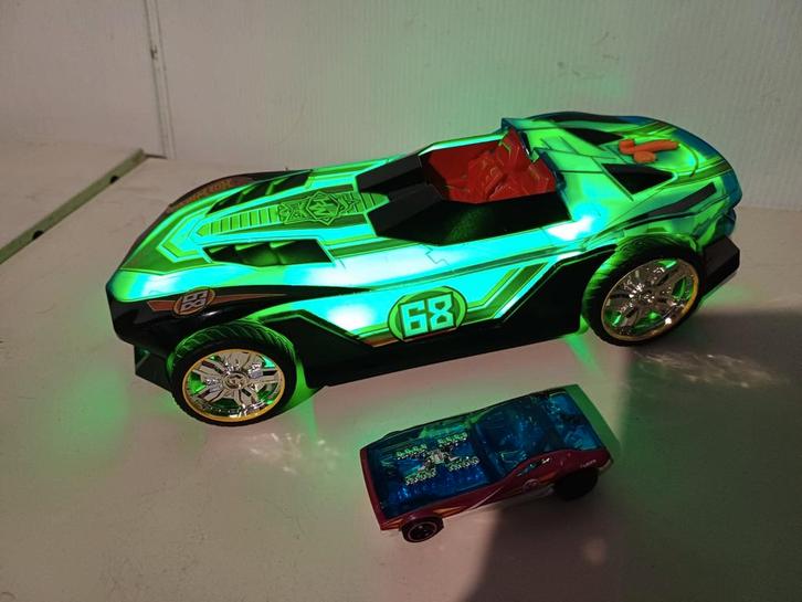 Hotwheels auto licht & geluid, Kinderen en Baby's, Speelgoed |Speelgoedvoertuigen, Gebruikt, Ophalen of Verzenden