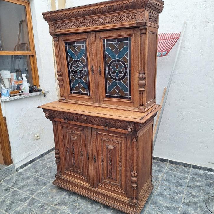 Stevige antieke kast met glasraampjes, Huis en Inrichting, Kasten | Dressoirs, Gebruikt, Ophalen