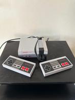 Nintendo NES Classic Mini + 2 controllers│weg vóór 4 Juli, Ophalen, Nieuw, Met 2 controllers