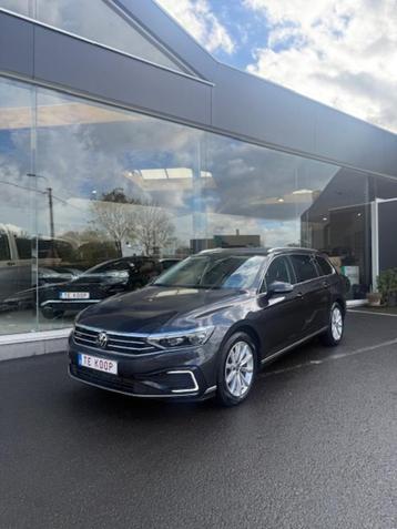 Volkswagen Passat GTE leder trekhaak pano camera beschikbaar voor biedingen