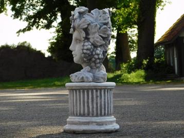 Bloempot Vrouw op Sokkel - 58 cm - Steen beschikbaar voor biedingen