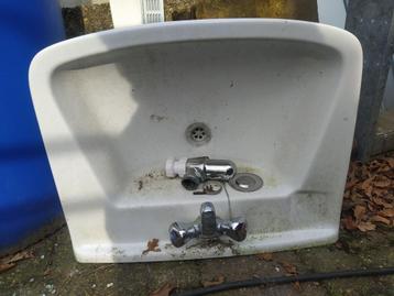 lavabo beschikbaar voor biedingen