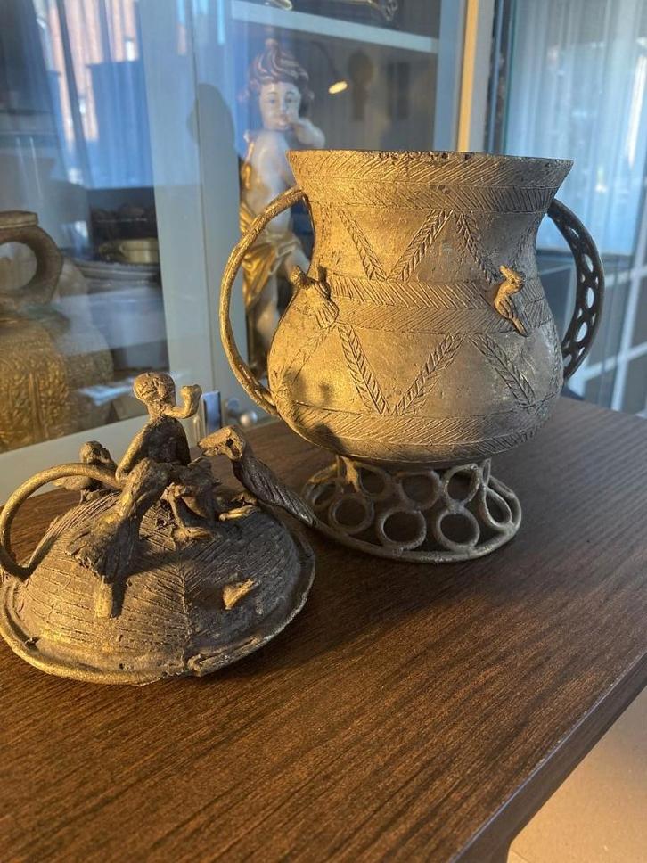 Pot à encens Dhokra en bronze avec couvercle  forme d'oiseau, Antiquités & Art, Antiquités | Bronze & Cuivre, Bronze, Enlèvement ou Envoi