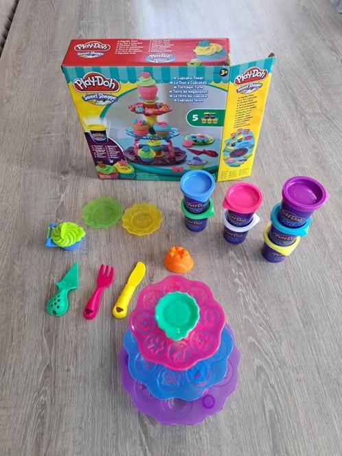 Play doh cupcake toren, Kinderen en Baby's, Speelgoed | Educatief en Creatief, Zo goed als nieuw, Knutselen, Ophalen