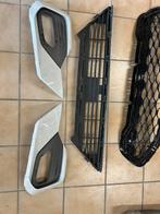 Calandre avant Ford fiesta mk8 stline et anti brouillard, Auto-onderdelen, Carrosserie, Ophalen, Gebruikt, Voor, Ford