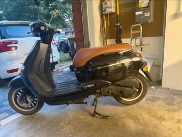 Scooter B klasse perfecte staat beschikbaar voor biedingen
