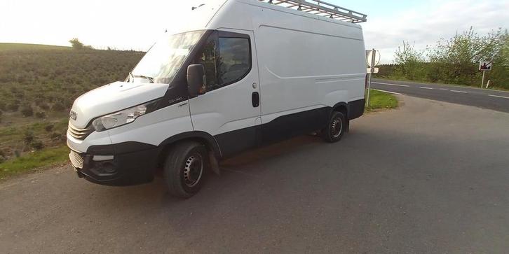 Iveco Daily, Auto's, Bestelwagens en Lichte vracht, Particulier, Iveco, BTW verrekenbaar, Ophalen