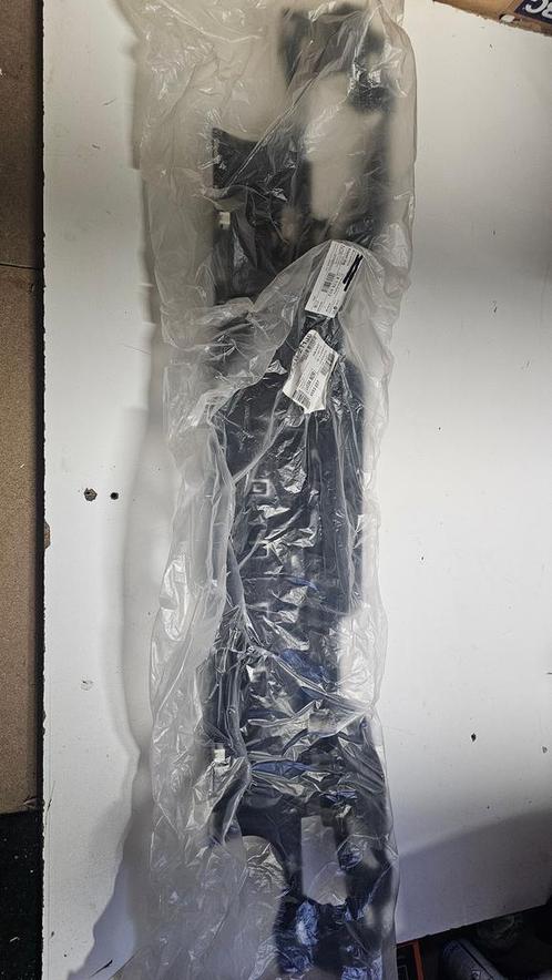 Achterbumper montage steun bracket links BMW 4 serie G26 Gra, Auto-onderdelen, Carrosserie, Bumper, BMW, Achter, Nieuw, Herkomst onderdeel bekend