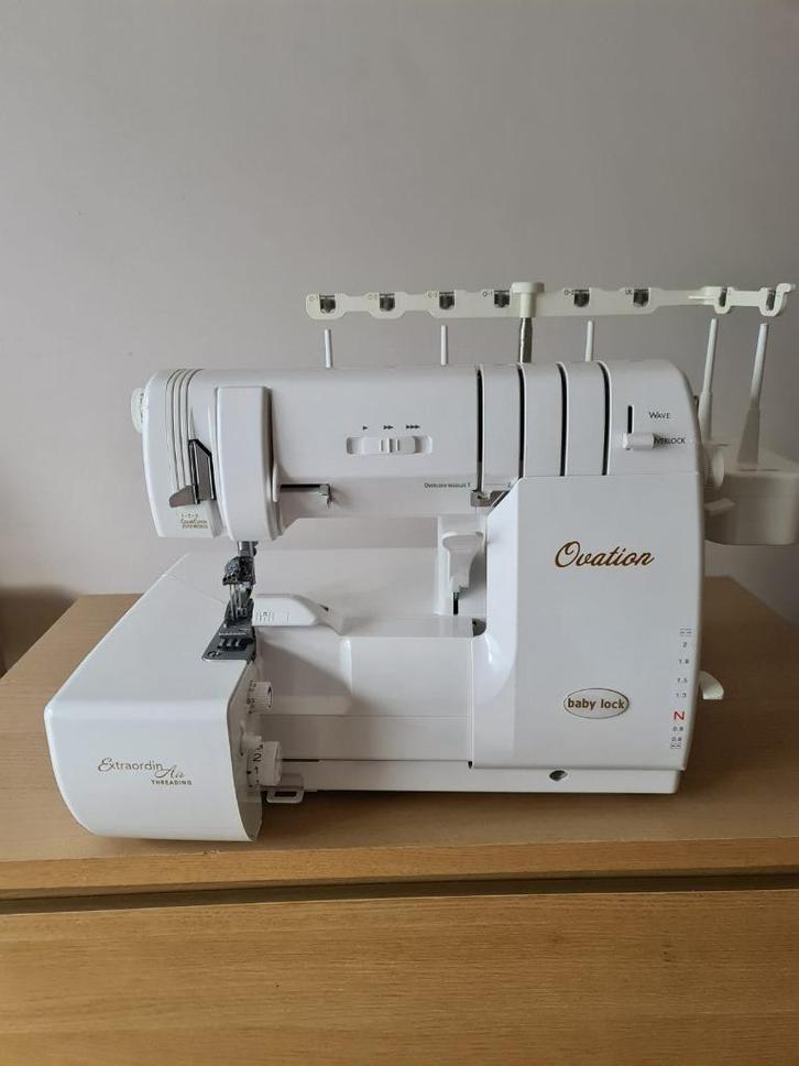 Overlockmachine Baby lock "Ovation", Hobby en Vrije tijd, Knutselen, Nieuw, Knutselwerk, Ophalen