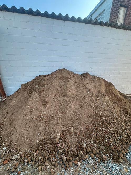 Je paie jusqu’à 100€ pour venir récupérer la terre., Tuin en Terras, Grind, Keien en Split, Zo goed als nieuw, Ophalen