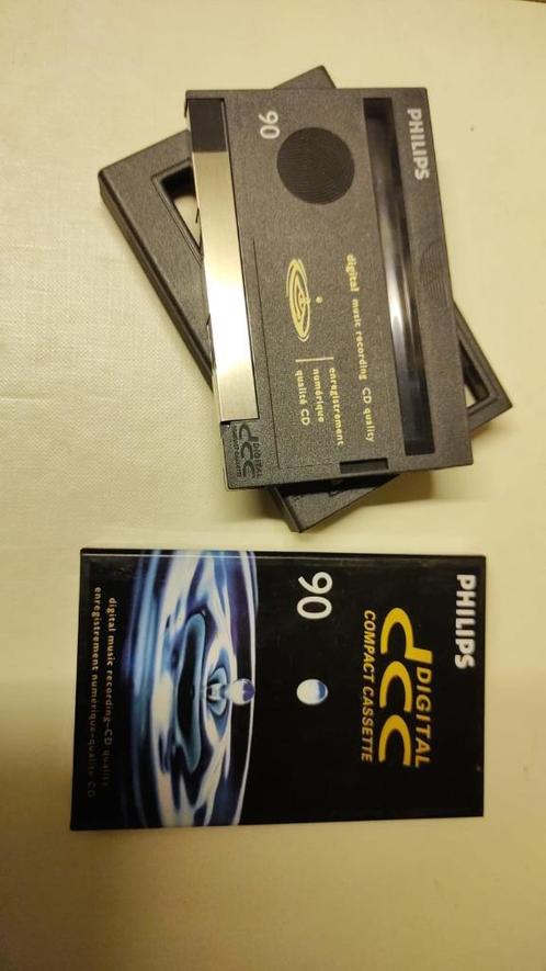 2 Cassettes numérique compacte DCC, CD & DVD, Cassettes audio, Neuf, dans son emballage, Vierge, 2 à 25 cassettes audio, Enlèvement ou Envoi
