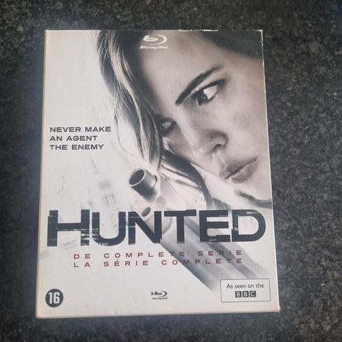 Hunted blu ray (Serie) NL FR, Cd's en Dvd's, Blu-ray, Zo goed als nieuw, Thrillers en Misdaad, Ophalen of Verzenden